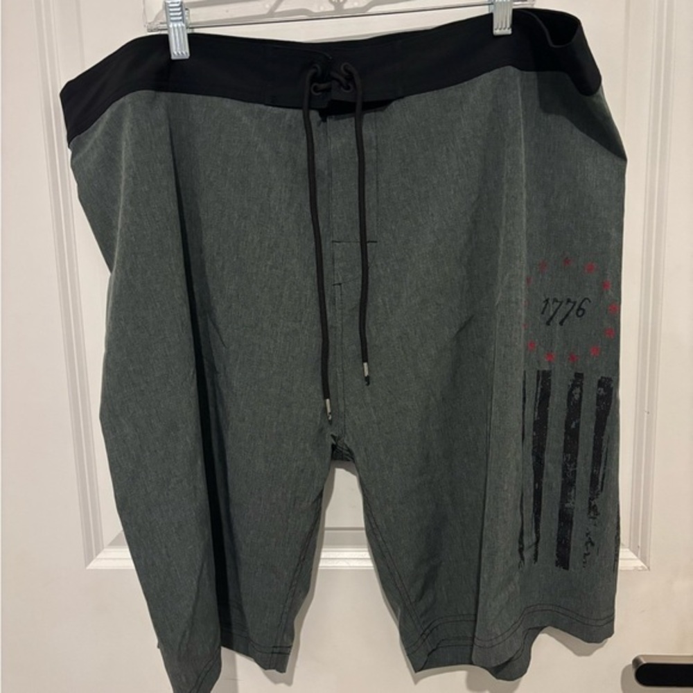 Howitzer WE THE PEOPLE 1776 Boardshorts size42